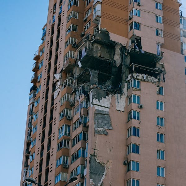 Ukraine damaged building